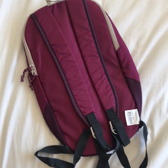HIKING Backpack - Lightweight - Picture 2 of 2
